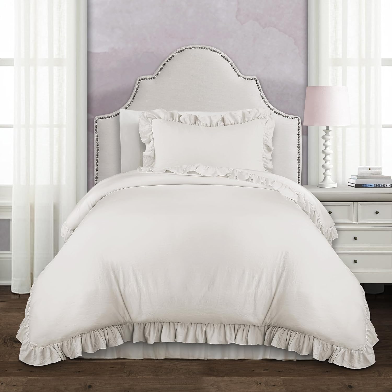 Lush Decor Reyna Ruffle Comforter Set - 3 Piece Cozy Ruffled Bedding Set - Timeless Elegance and Comfort for Dorm Room - Full/Queen, White