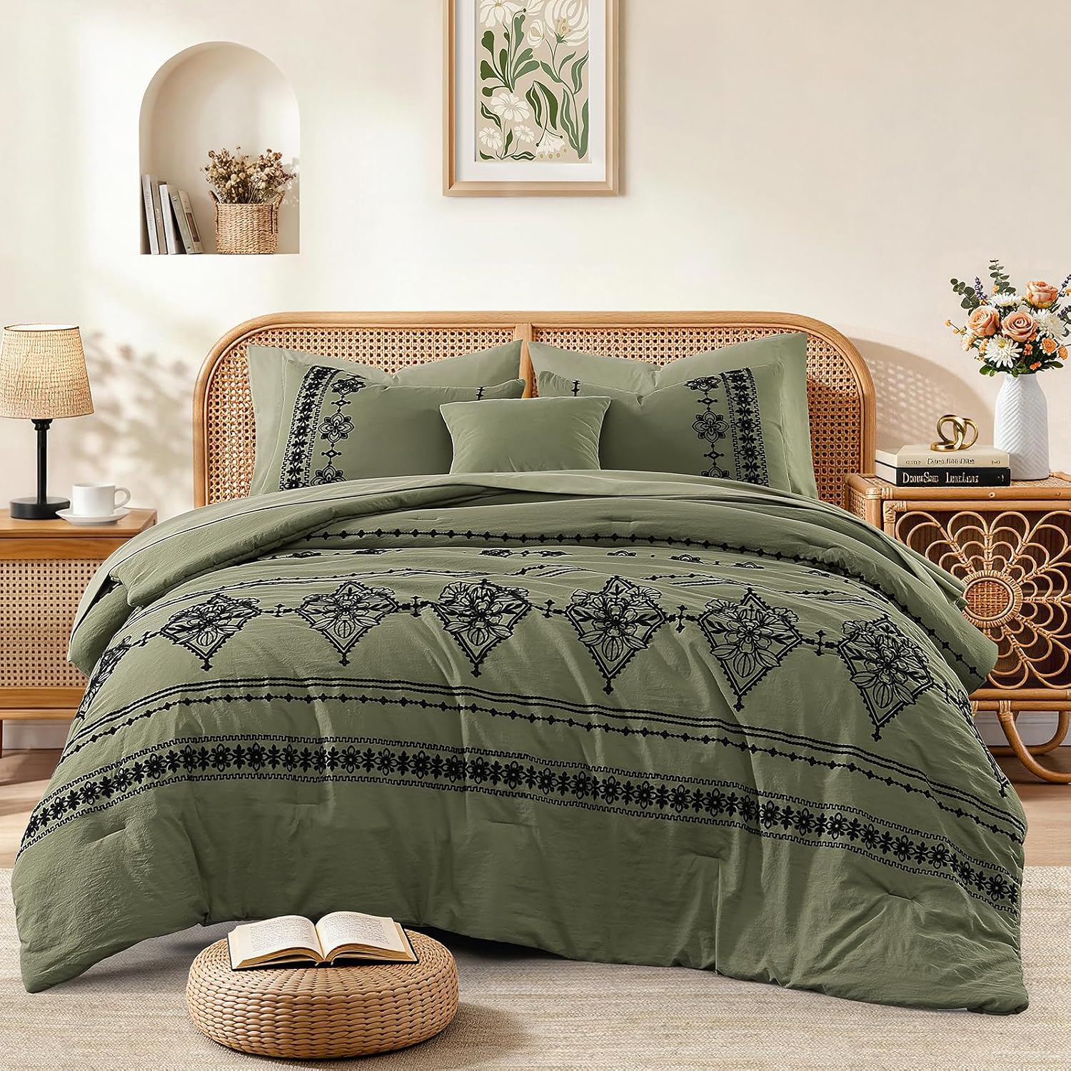 MaiRêve Embroidery Comforter Set Queen Size - 7 Piece, White Boho Western Bedding All Season Bed in A Bag, Farmhouse Queen Comforter Set with Sheets