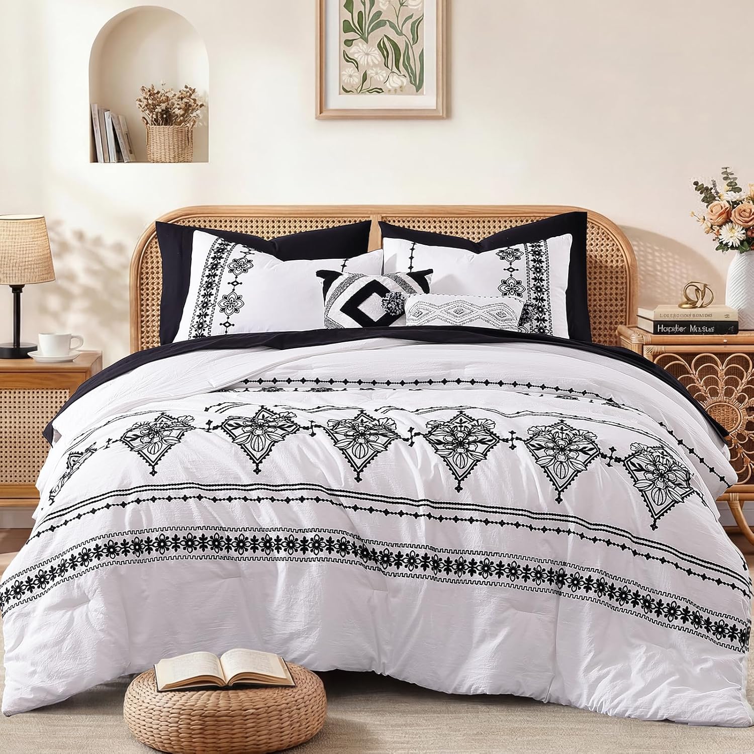 MaiRêve Embroidery Comforter Set Queen Size - 7 Piece, White Boho Western Bedding All Season Bed in A Bag, Farmhouse Queen Comforter Set with Sheets