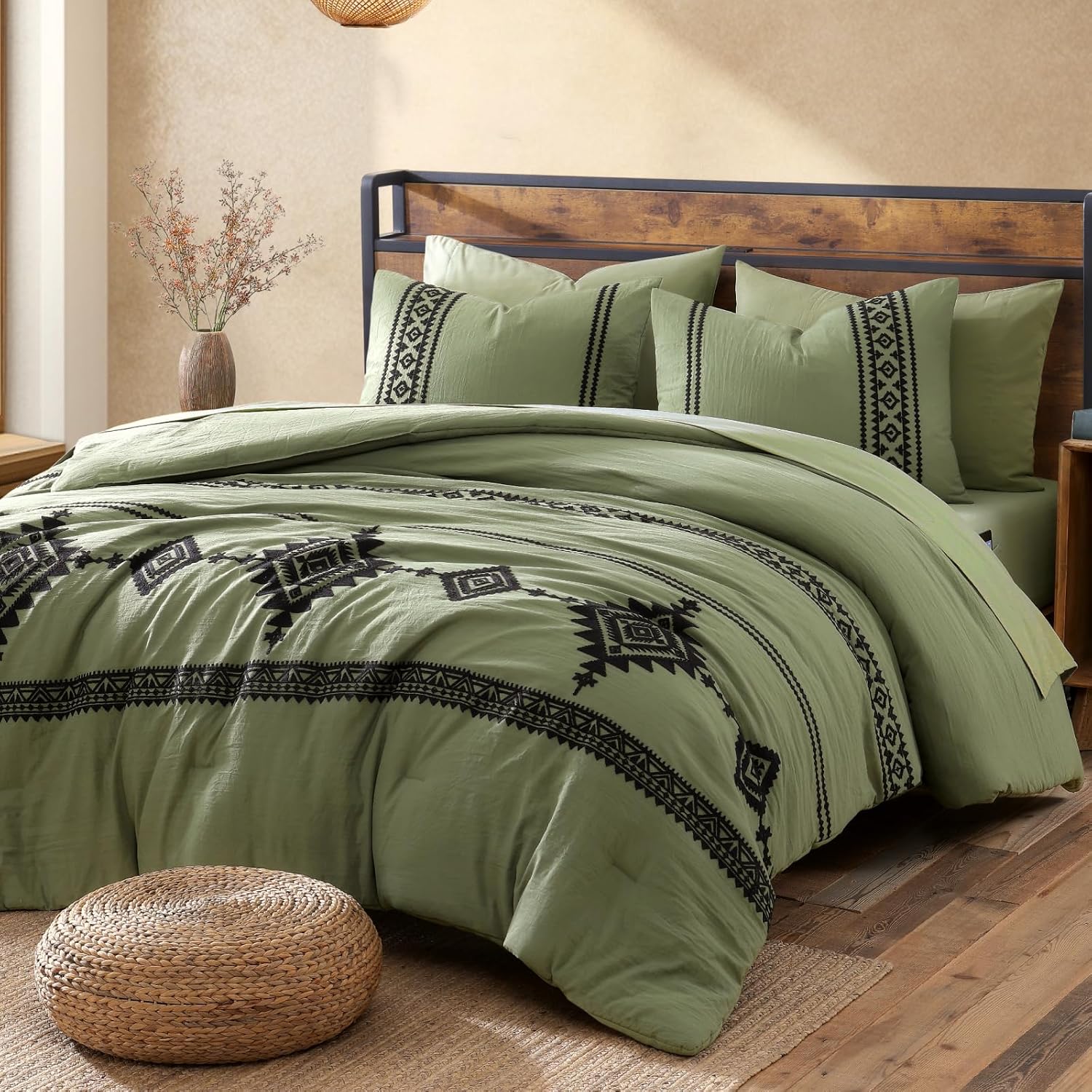 MaiRêve Embroidery Comforter Set Queen Size - 7 Piece, White Boho Western Bedding All Season Bed in A Bag, Farmhouse Queen Comforter Set with Sheets