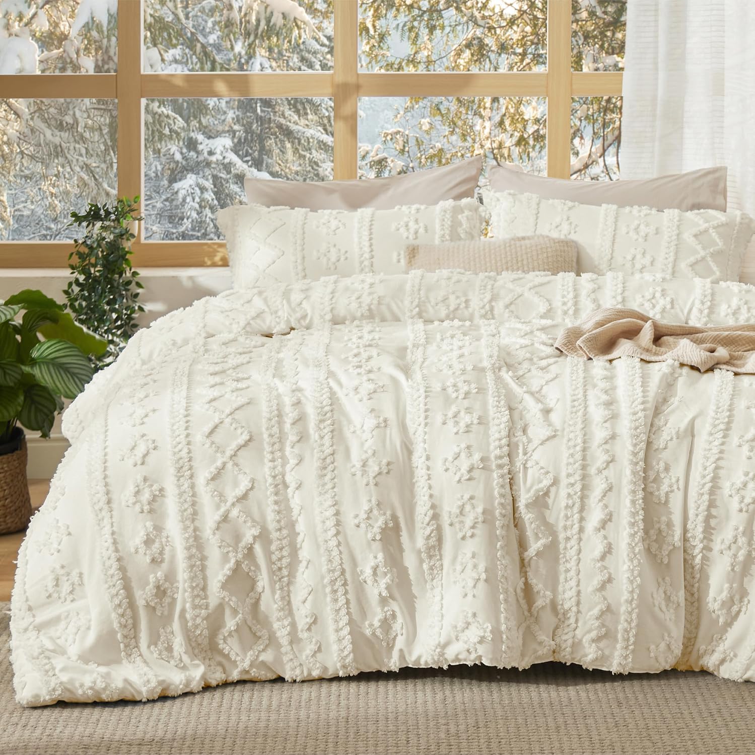 Bedsure Tufted Boho Comforter Set Queen Size - Linen Boho Bed Set, GentleSoft™ 3 Pieces Farmhouse-Style Embroidery Bedding, Gifts for Woman