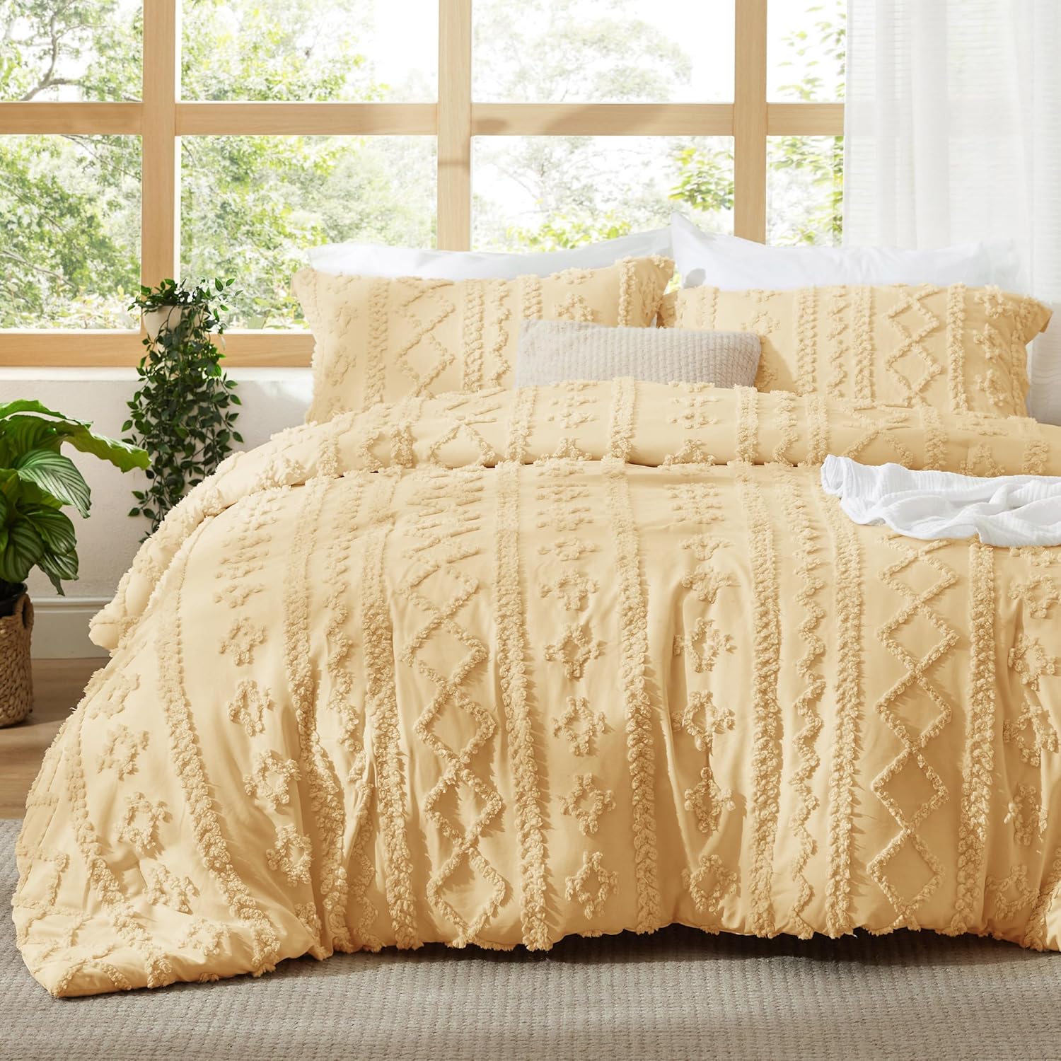 Bedsure Tufted Boho Comforter Set Queen Size - Linen Boho Bed Set, GentleSoft™ 3 Pieces Farmhouse-Style Embroidery Bedding, Gifts for Woman